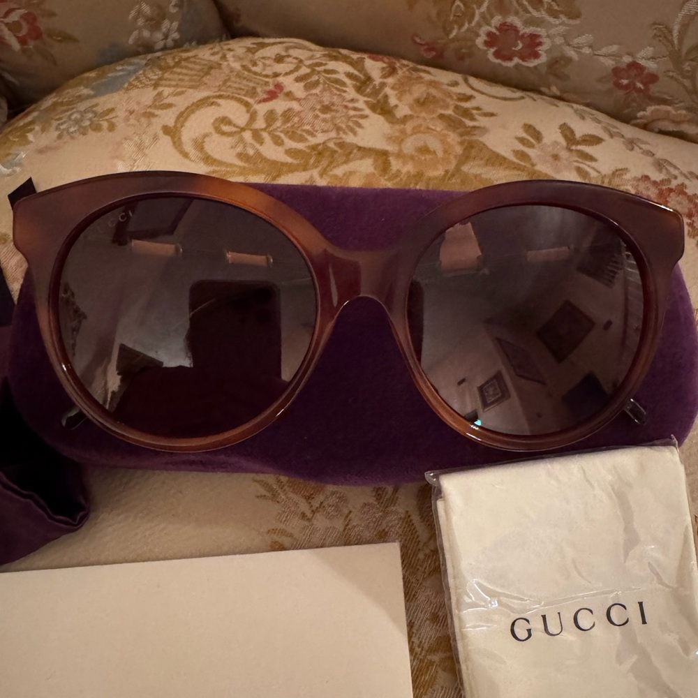Gucci GG Monogram Round  Sunglasses New Havana and Antique Gold Frame